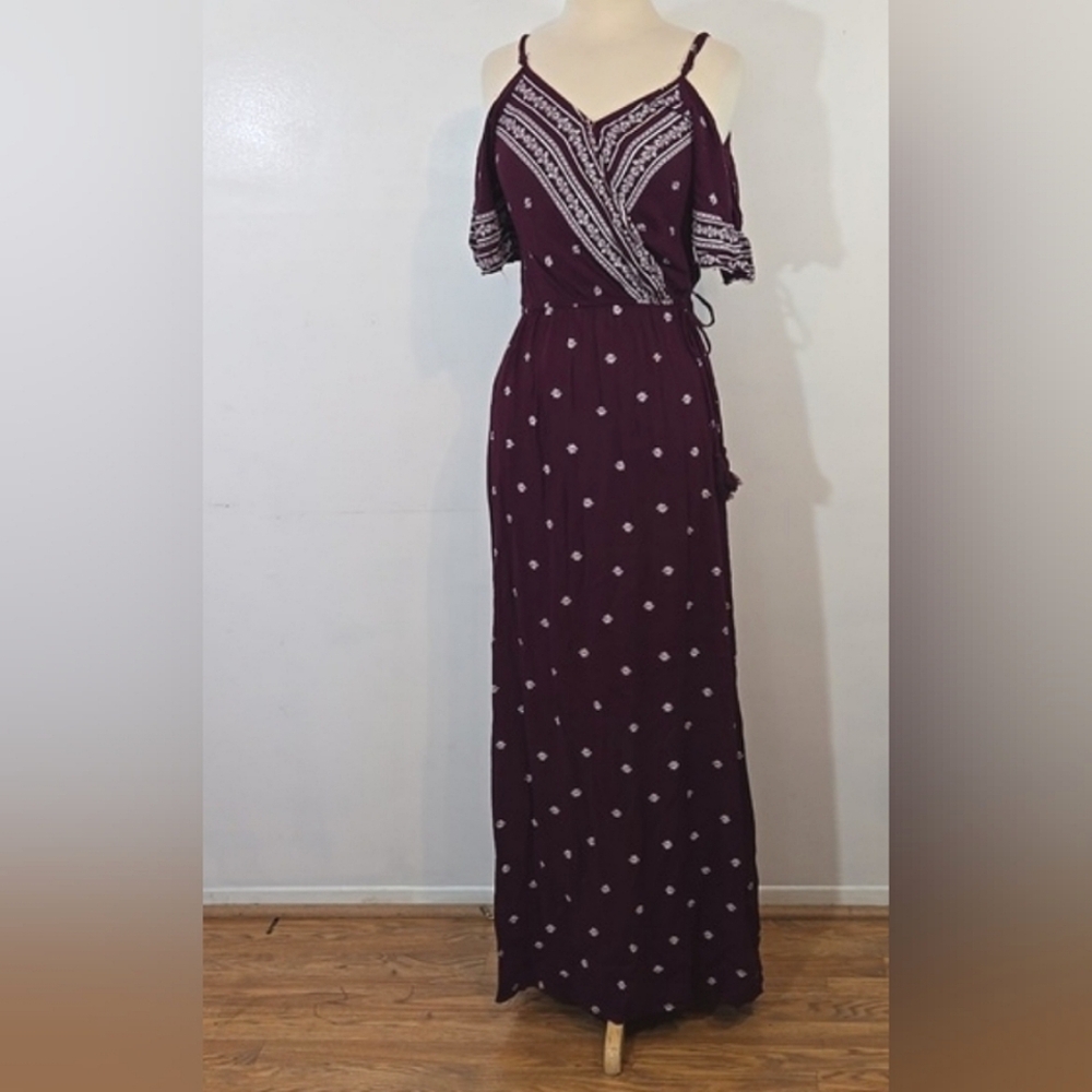 Exhilaration Short Sleeve Maroon & White Floral Pattern Maxi Dress Small